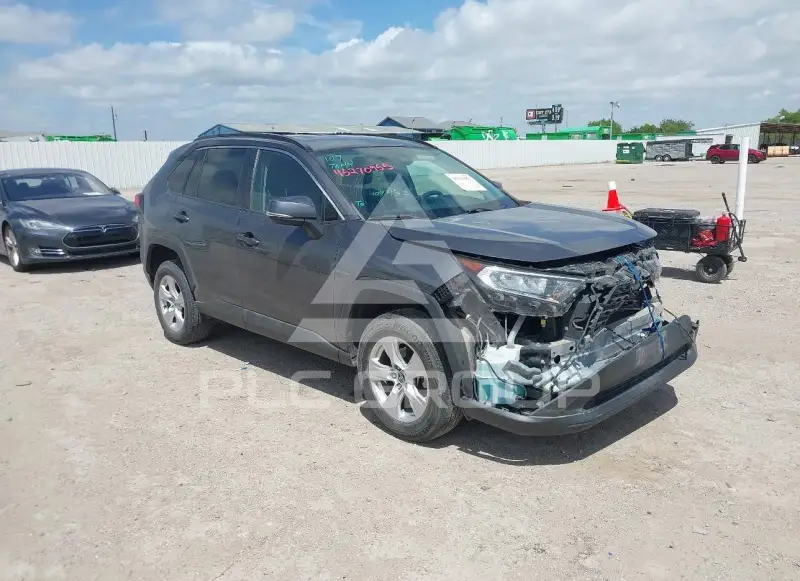 2021 Toyota RAV4 photo