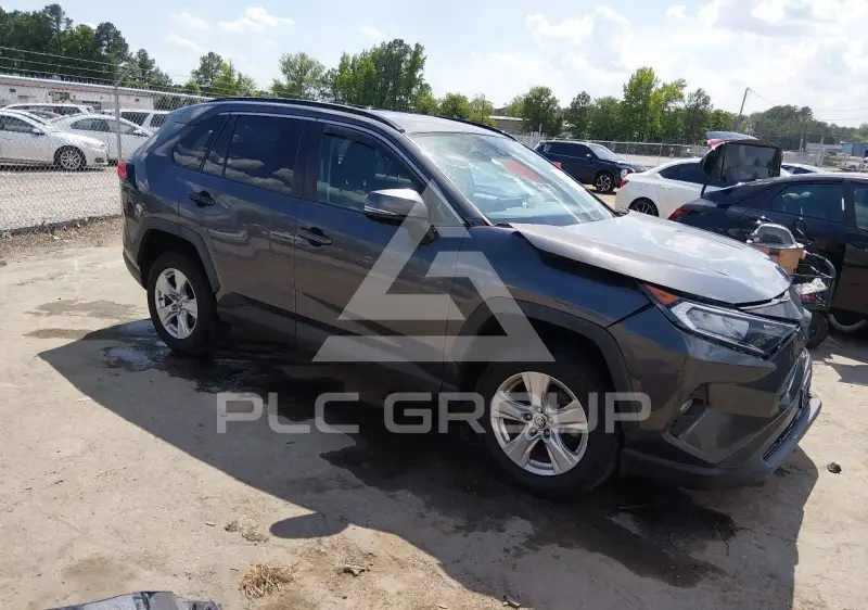 2021 Toyota RAV4 фото
