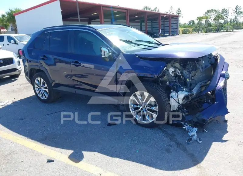 2021 Toyota RAV4 фото