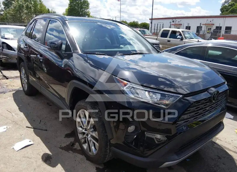 2021 Toyota RAV4 photo