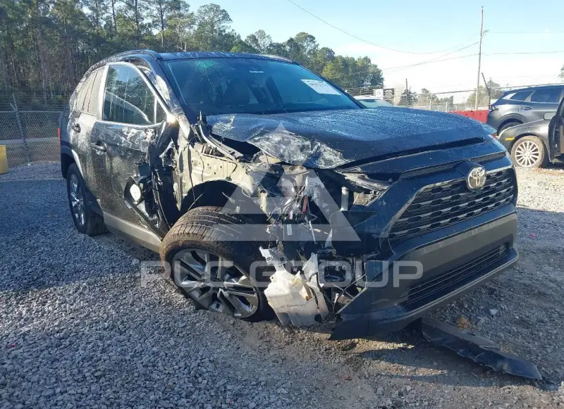 2021 Toyota RAV4 photo
