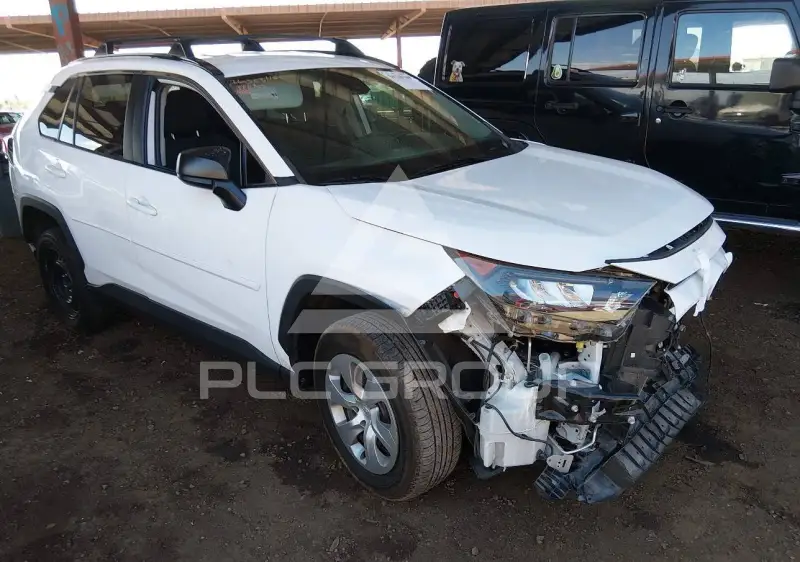 2021 Toyota RAV4 фото