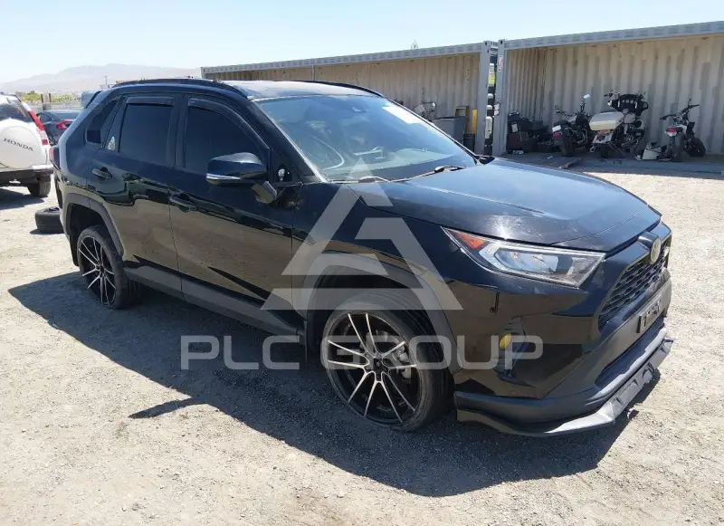 2021 Toyota RAV4 фото