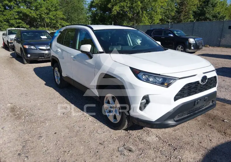 2021 Toyota RAV4 фото