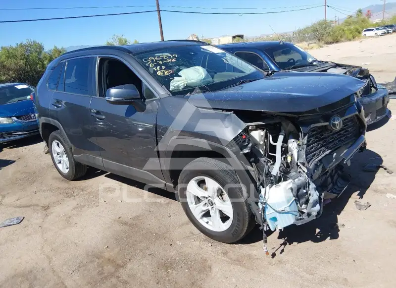 2021 Toyota RAV4 фото