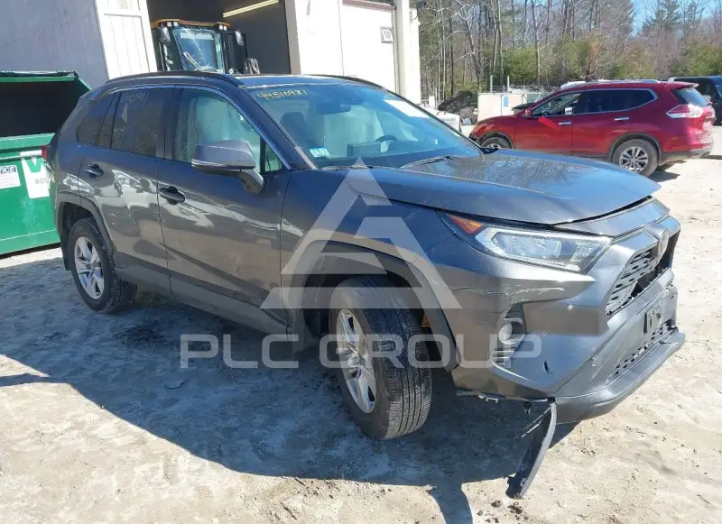 2021 Toyota RAV4 фото
