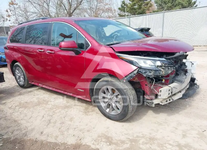 2021 Toyota SIENNA фото