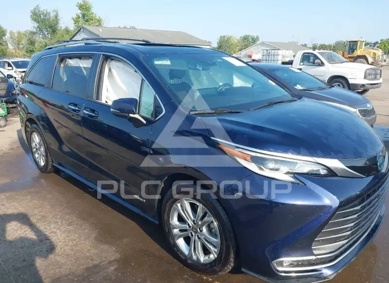 2021 Toyota SIENNA фото