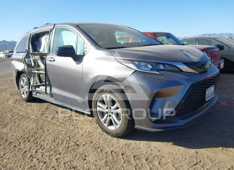 2021 Toyota SIENNA фото