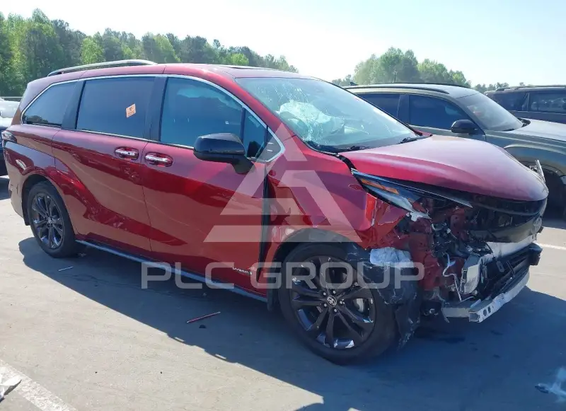 2021 Toyota SIENNA фото