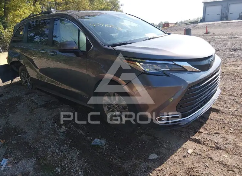 2021 Toyota SIENNA фото