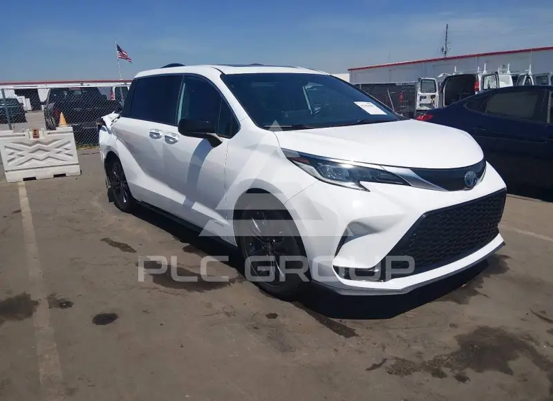 2021 Toyota SIENNA фото