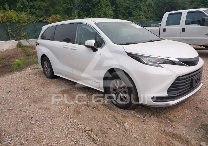 2021 Toyota SIENNA фото