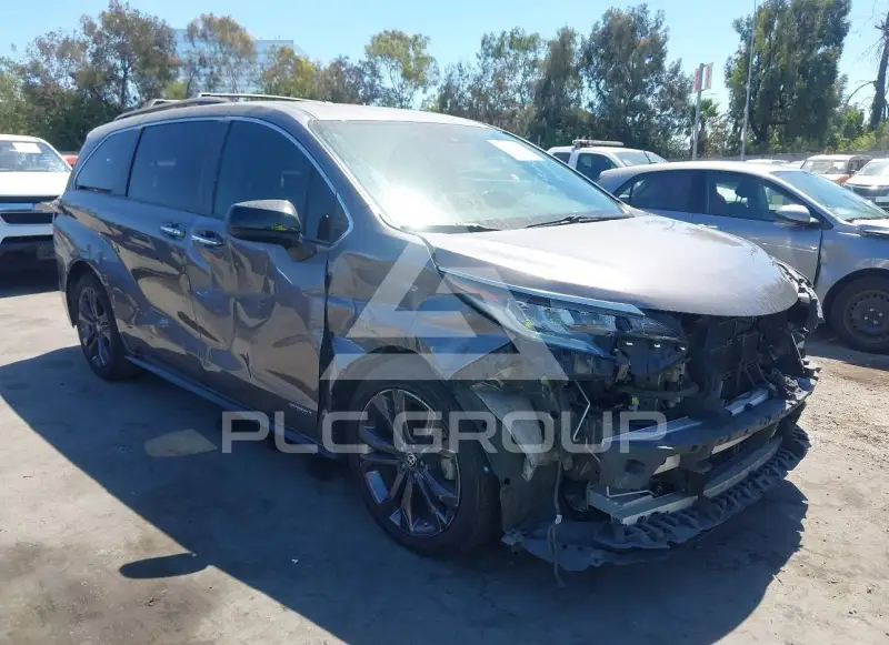 2021 Toyota SIENNA фото