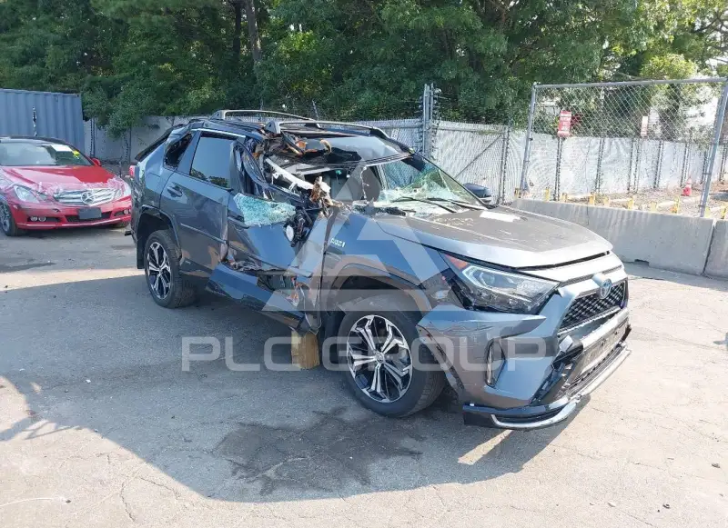 2021 Toyota RAV4 фото