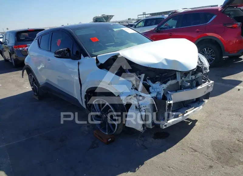 2021 Toyota C-HR photo