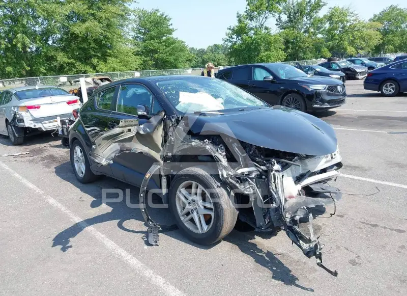 2021 Toyota C-HR фото