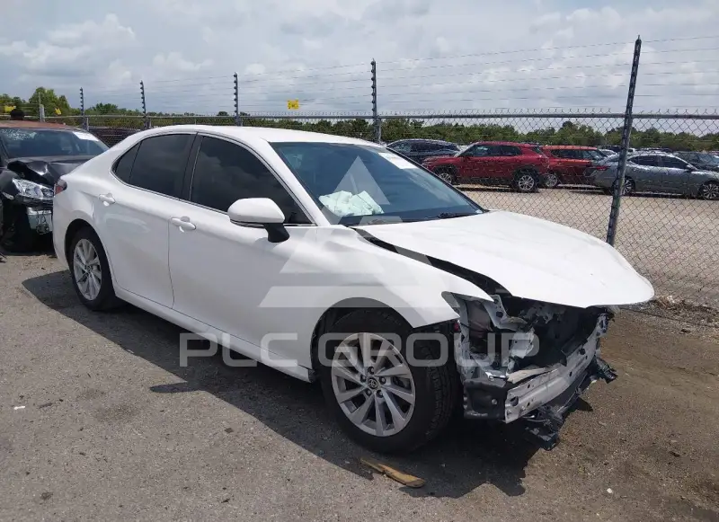 2021 Toyota CAMRY фото