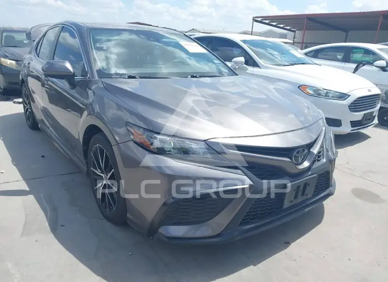 2021 Toyota CAMRY фото