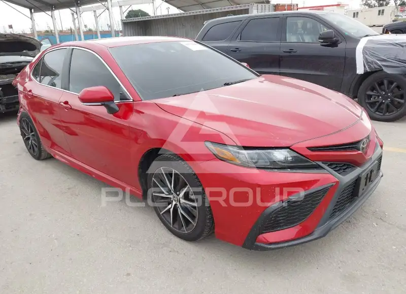 2021 Toyota CAMRY фото