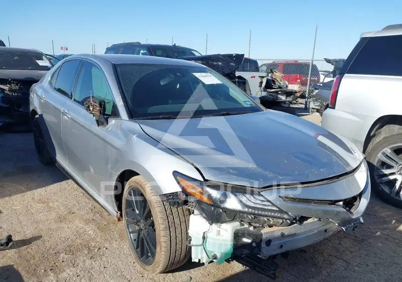 2021 Toyota CAMRY фото
