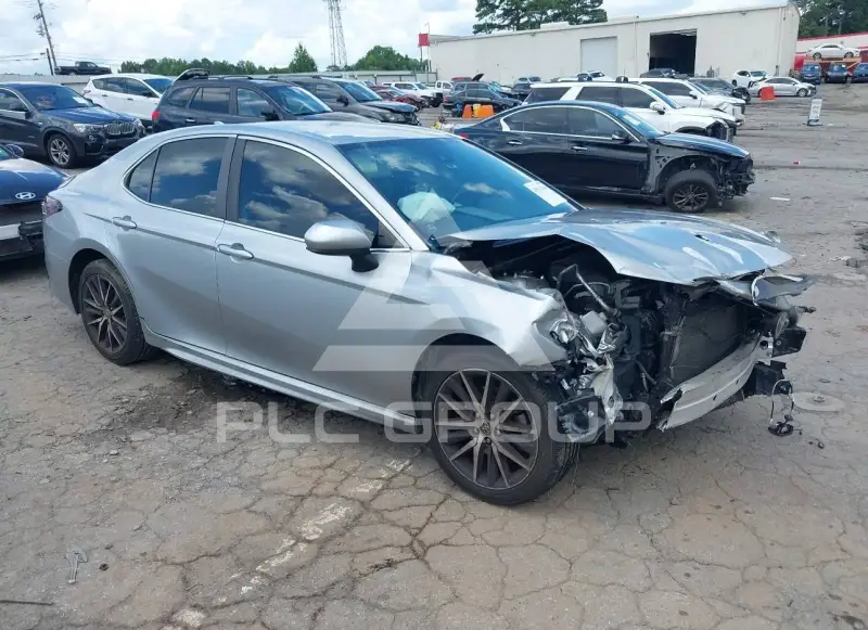 2021 Toyota CAMRY фото