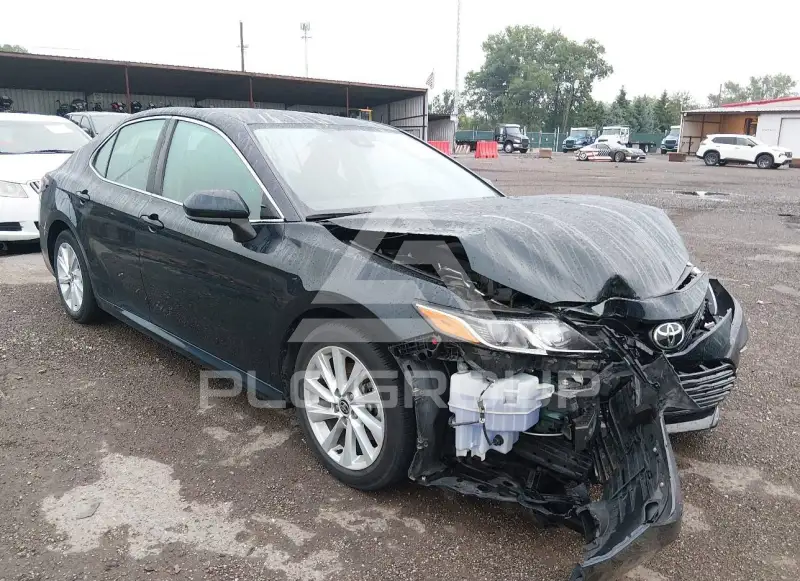 2021 Toyota CAMRY фото