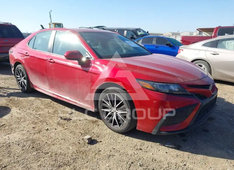 2021 Toyota CAMRY фото