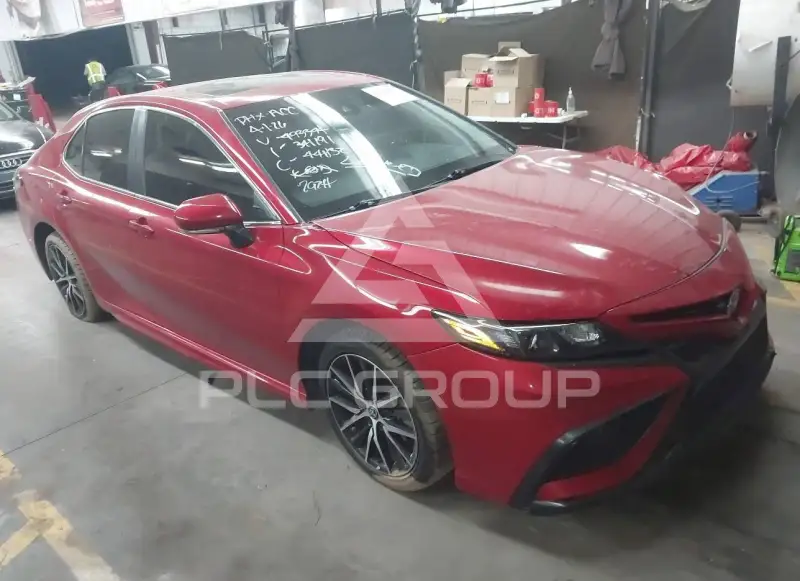 2021 Toyota CAMRY фото