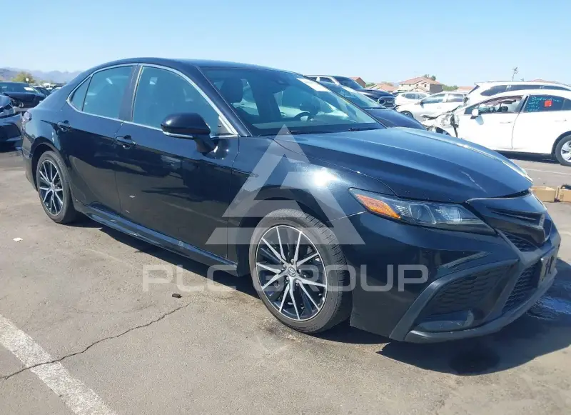 2021 Toyota CAMRY фото