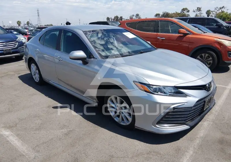 2021 Toyota CAMRY фото