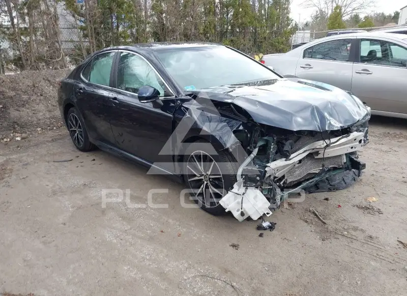 2021 Toyota CAMRY фото