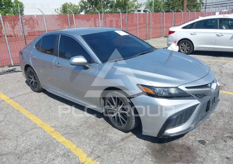 2021 Toyota CAMRY фото