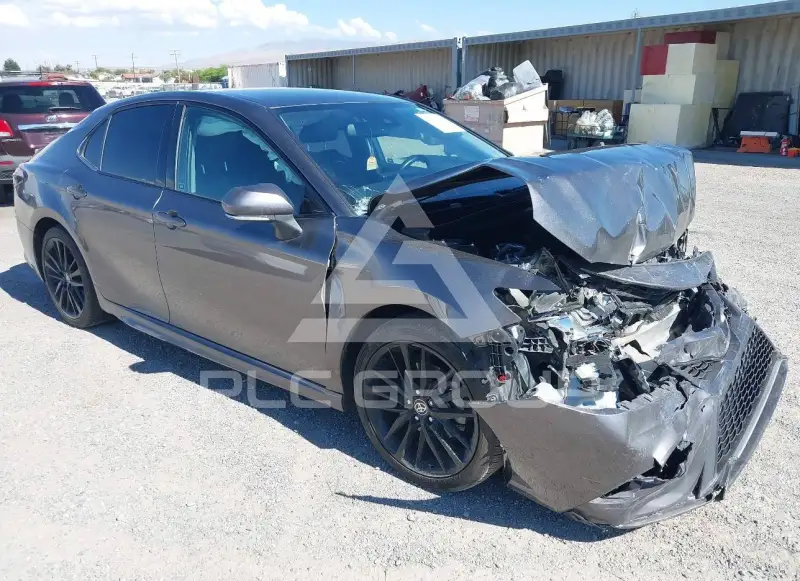 2021 Toyota CAMRY фото