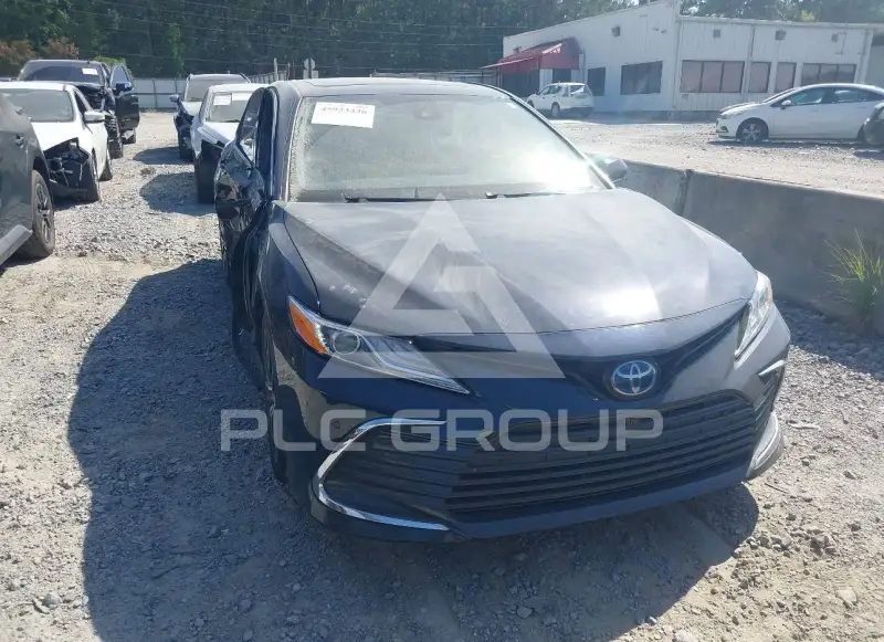2021 Toyota CAMRY photo