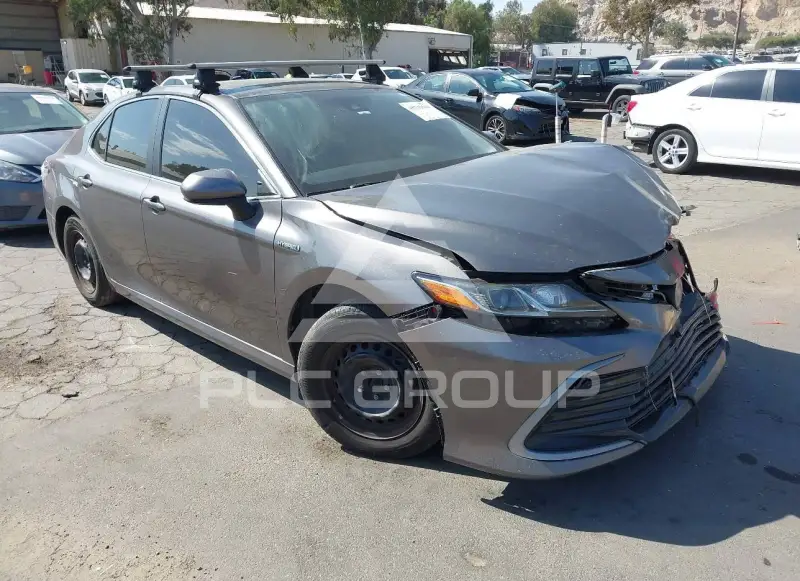 2021 Toyota CAMRY фото