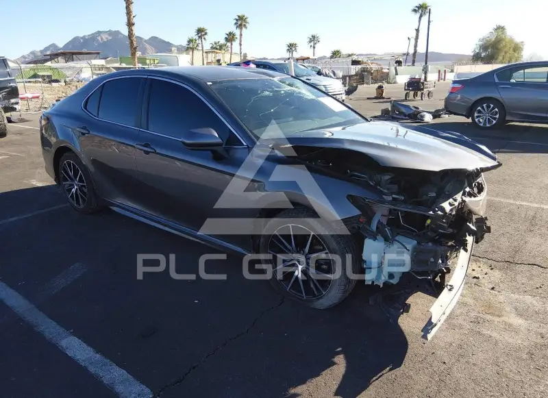 2021 Toyota CAMRY фото