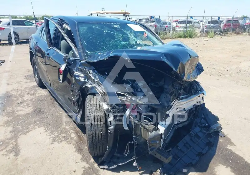 2021 Toyota CAMRY фото