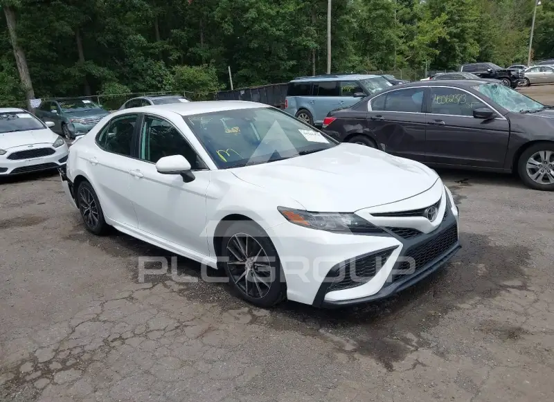 2021 Toyota CAMRY фото