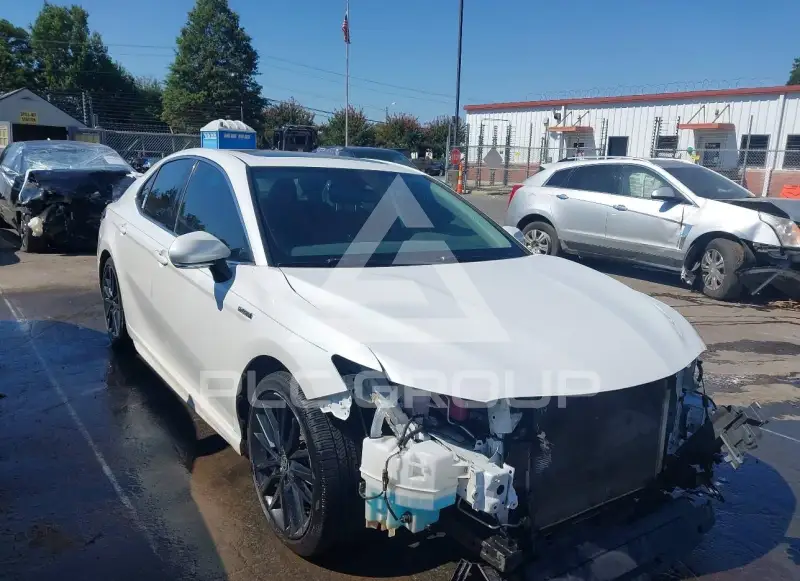 2021 Toyota CAMRY фото