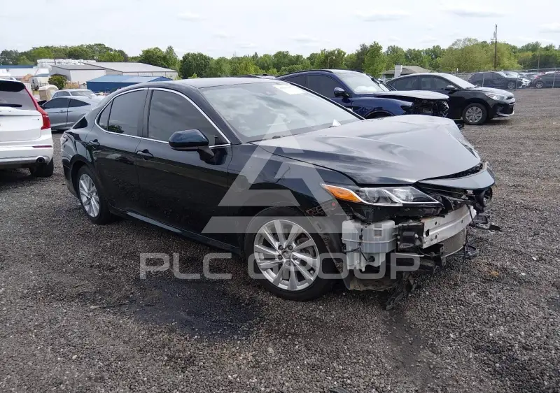 2021 Toyota CAMRY photo