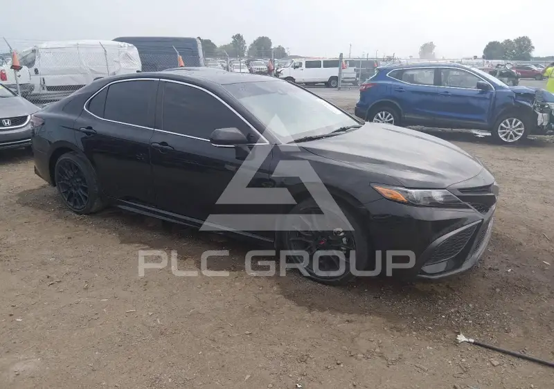 2021 Toyota CAMRY фото