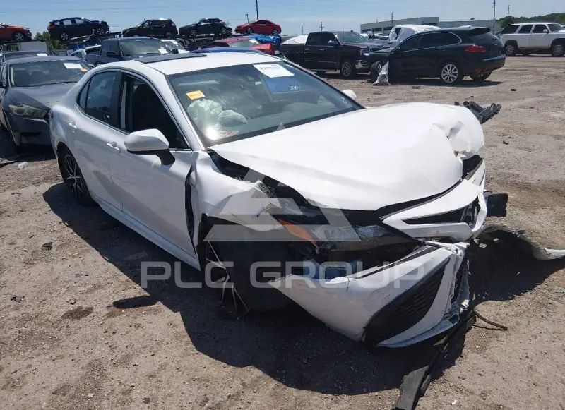 2021 Toyota CAMRY фото