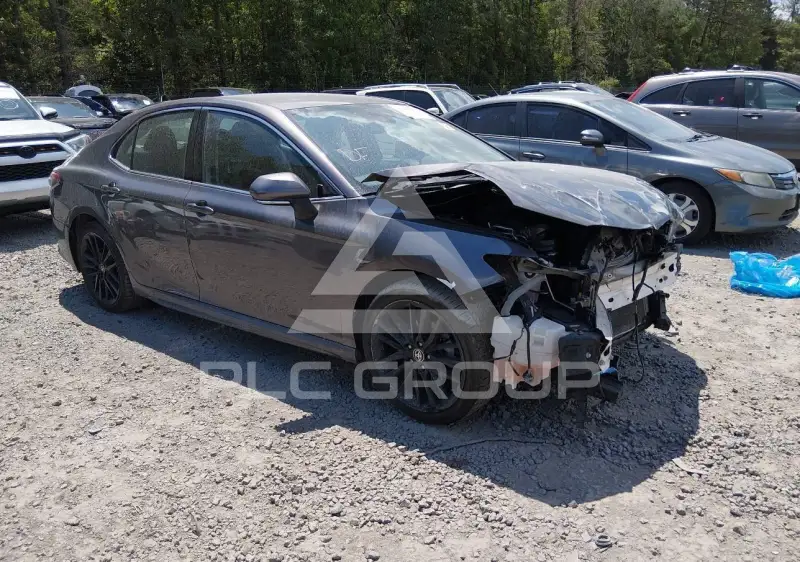 2021 Toyota CAMRY photo