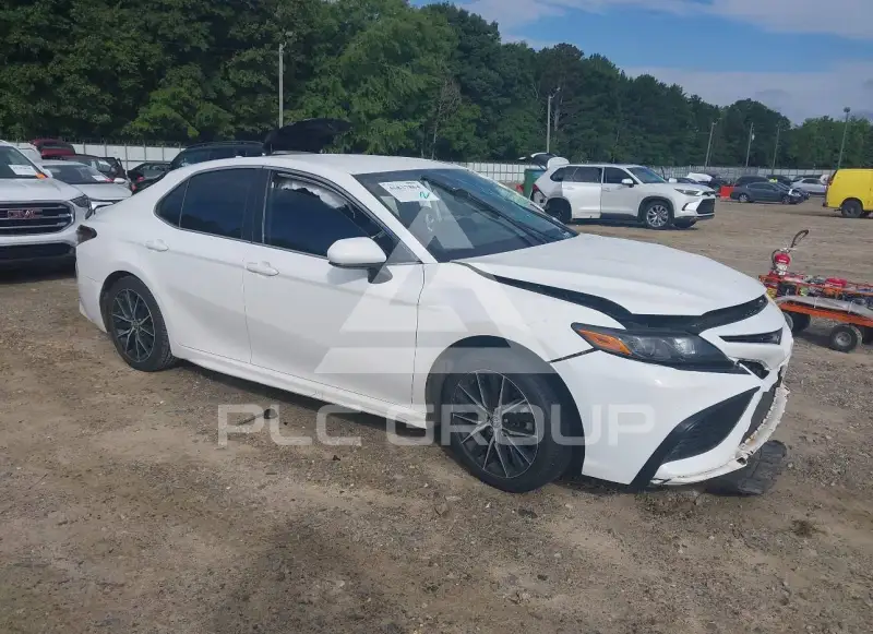 2021 Toyota CAMRY photo