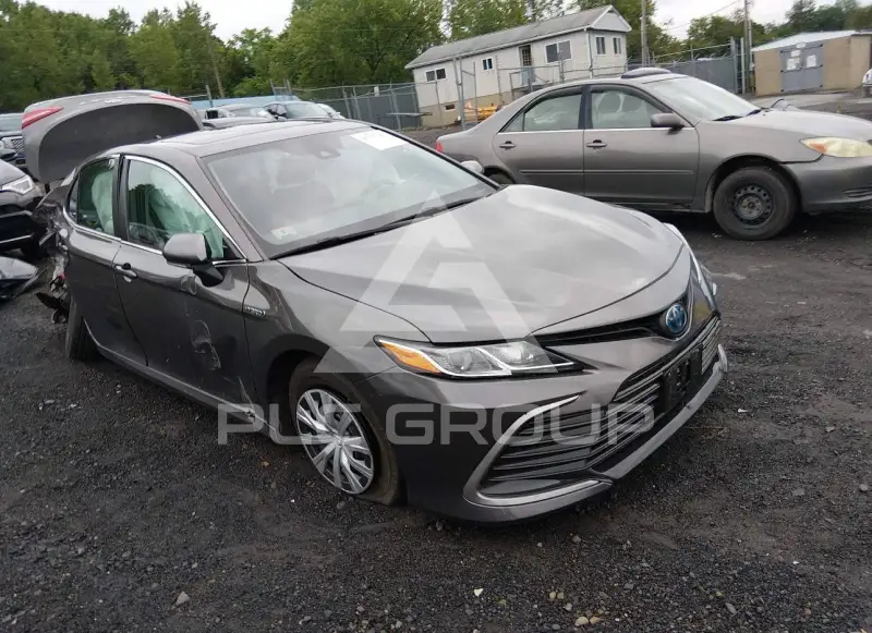 2021 Toyota CAMRY фото