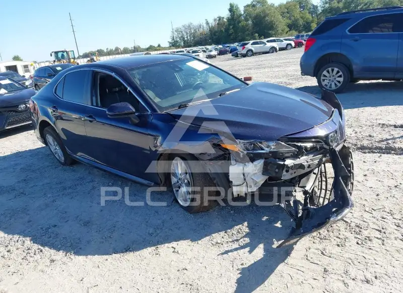 2021 Toyota CAMRY photo