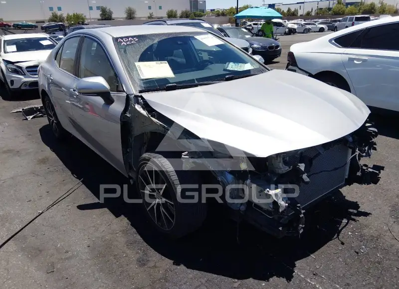2021 Toyota CAMRY фото