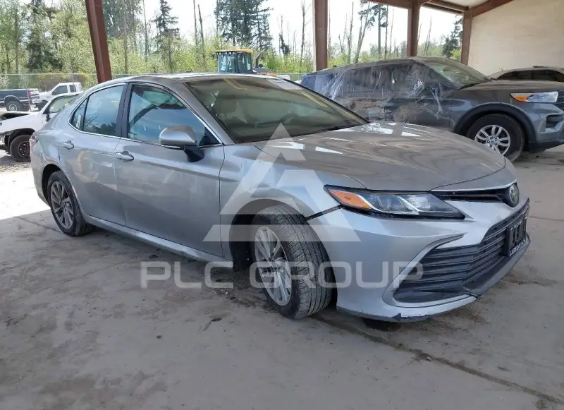 2021 Toyota CAMRY фото
