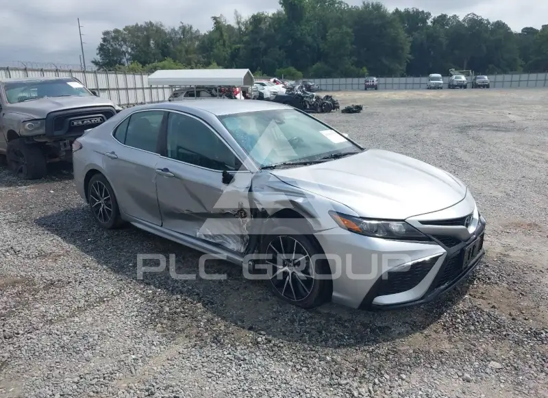 2021 Toyota CAMRY photo